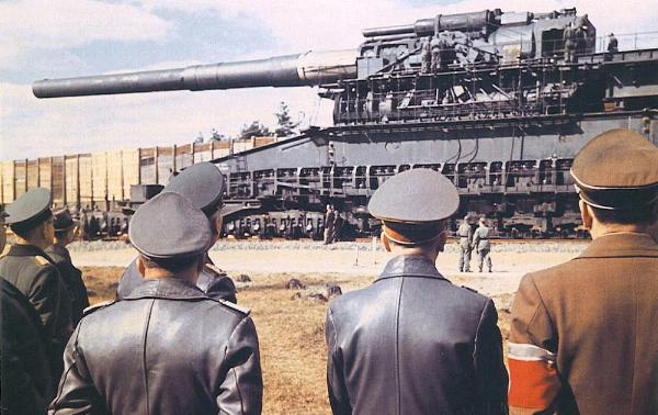 Doraand Gustav Rail Cannon