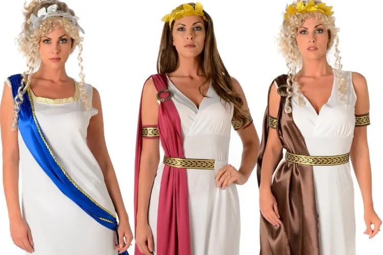 Top Most Famous Ancient Greek Clothes